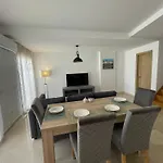 Casa Rosa Nova * ماربيا